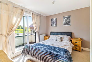 Photo 32- click for photo gallery